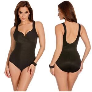 Miraclesuit NWT Black Wraptress One Piece Swimsuit Size 12 Sweetheart Neck
